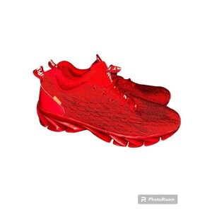 Men’s running shoes size 13